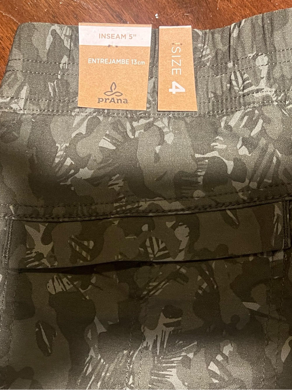 Prana Evergreen Camo Women's Halle E-Waist Short II - Olive Green